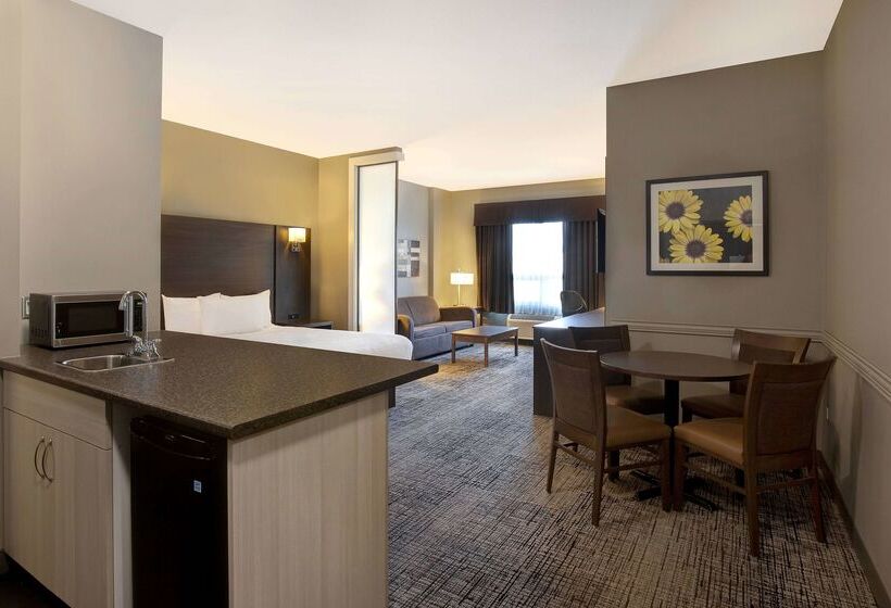 فندق Days Inn & Suites By Wyndham Warman