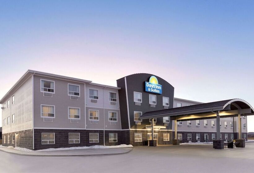 فندق Days Inn & Suites By Wyndham Warman