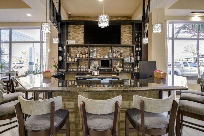 酒店 Dello Ft Lauderdale Airport, Tapestry Collection By Hilton