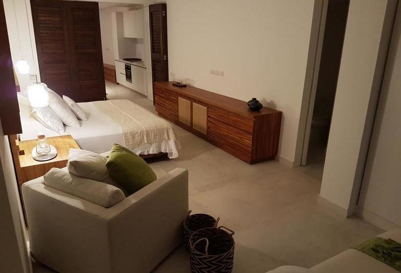 فندق El Careyes Club & Residences