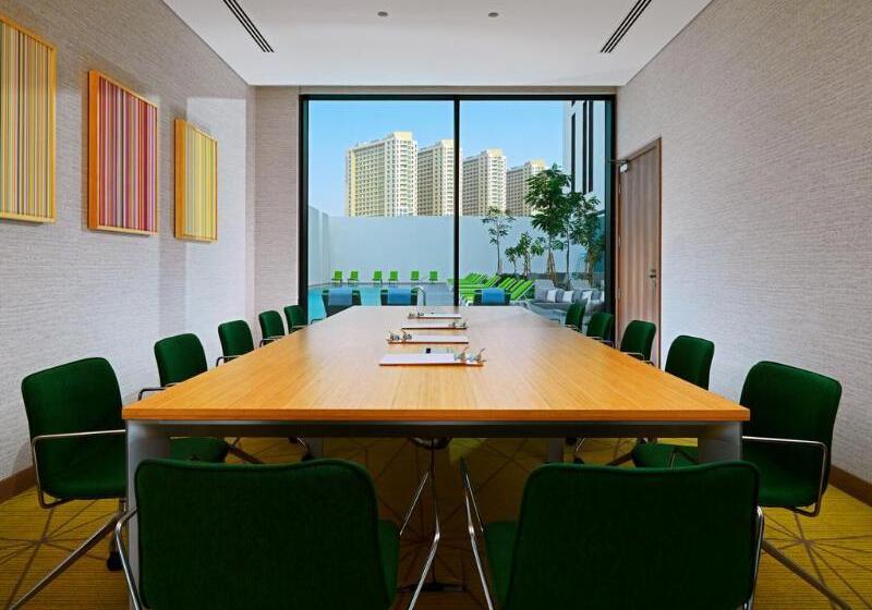 Отель Element Me'aisam, Dubai