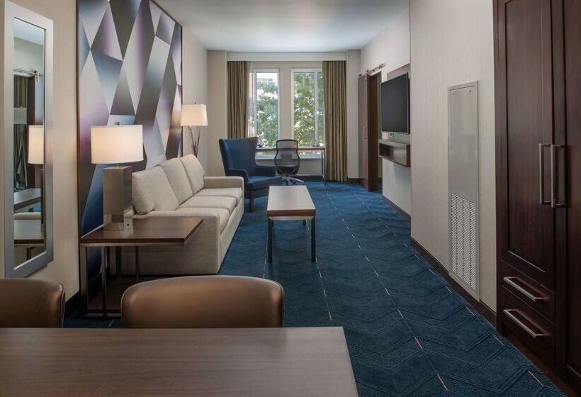 호텔 Embassy Suites By Hilton Seattle Downtown Pioneer Square