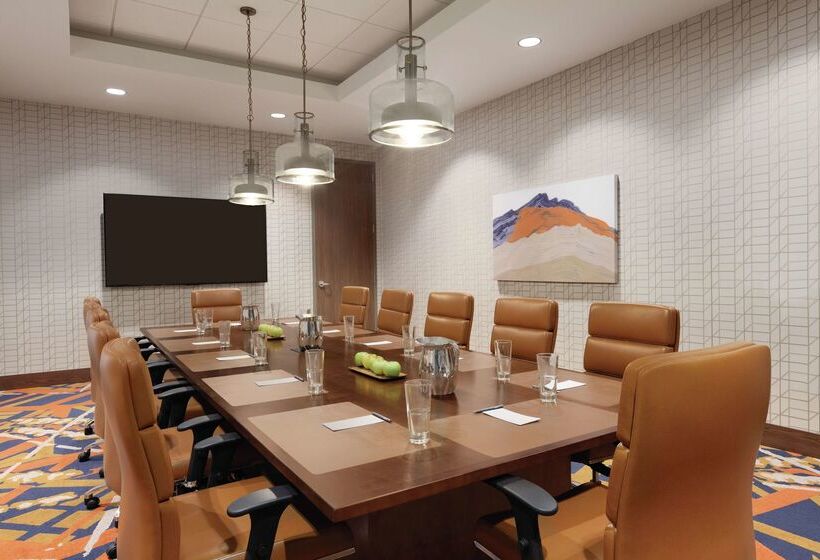 فندق Embassy Suites By Hilton South Jordan Salt Lake City