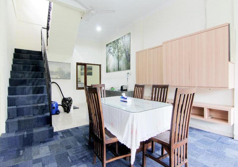 בית מלון כפרי Embe Joglo Homestay