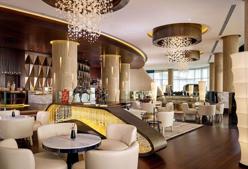 Grand Hyatt Abu Dhabi Hotel & Residences Emirates Pearl