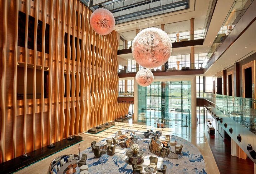 Grand Hyatt Abu Dhabi Hotel & Residences Emirates Pearl