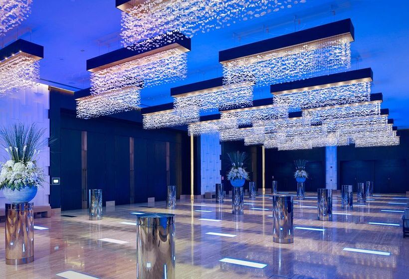 Grand Hyatt Abu Dhabi Hotel & Residences Emirates Pearl