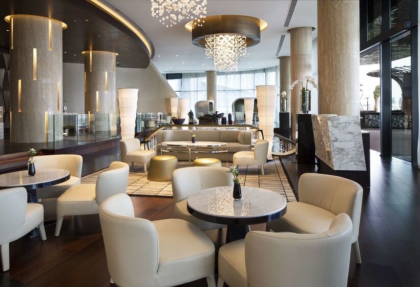 Grand Hyatt Abu Dhabi Hotel & Residences Emirates Pearl