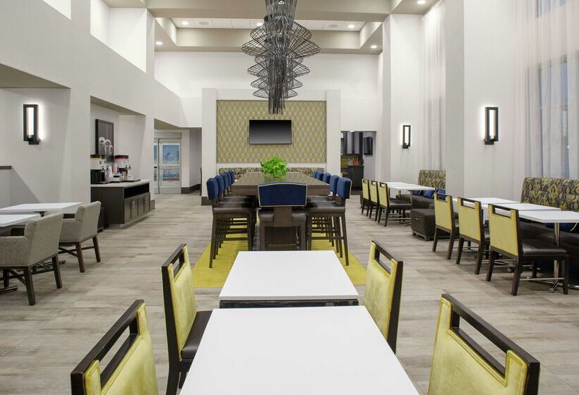 בית מלון כפרי Hampton Inn & Suites Irvineorange County Airport