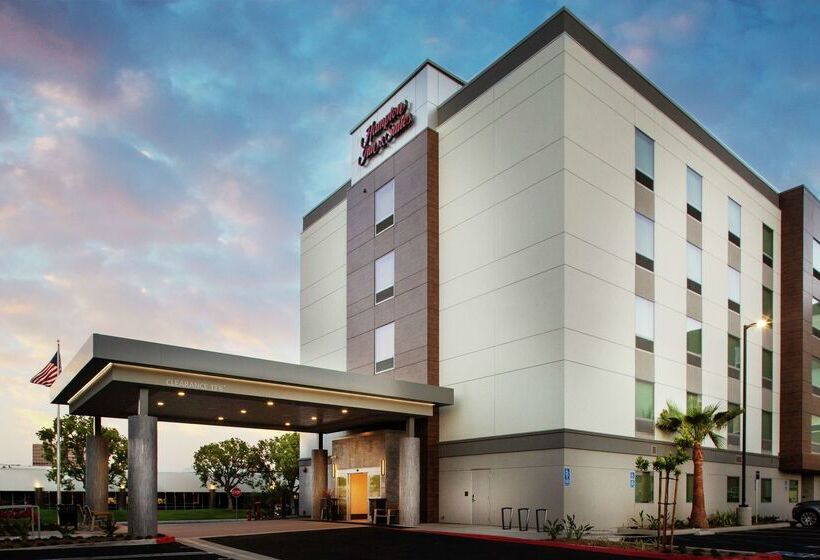 בית מלון כפרי Hampton Inn & Suites Irvineorange County Airport