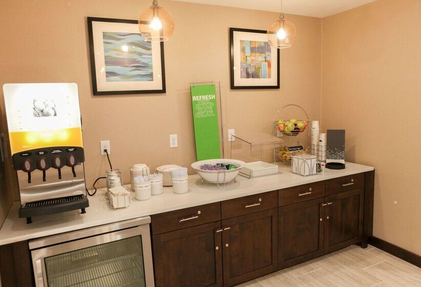 فندق Hampton Inn & Suites Lafayette Medical Center, Co