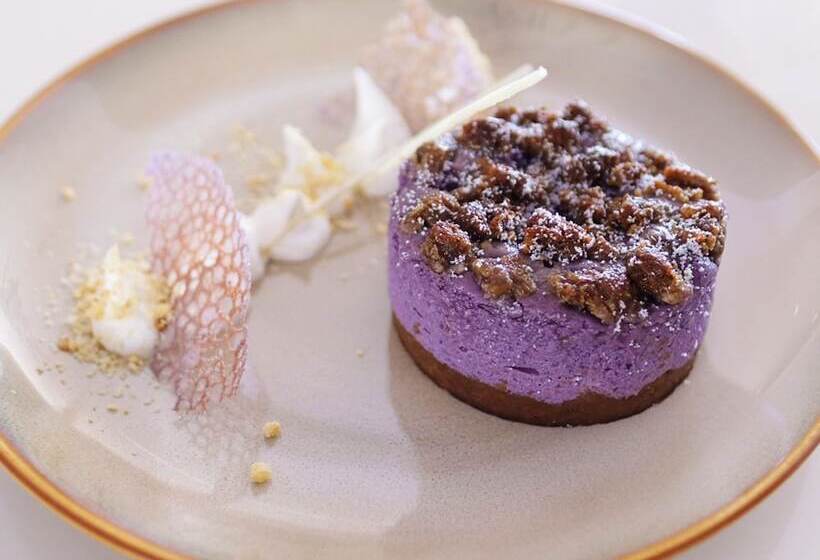 هتل Henann Palm Beach Resort