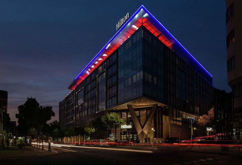 هتل Hilton Belgrade