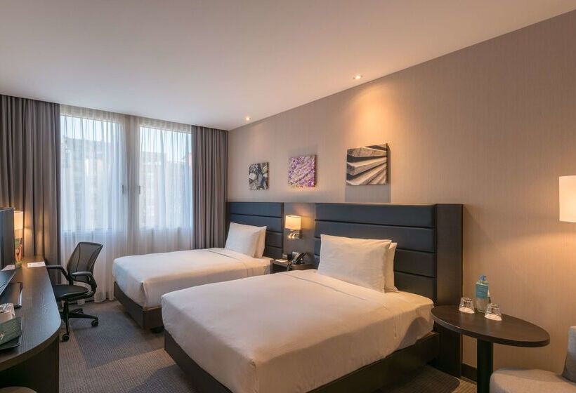 فندق Hilton Garden Inn Frankfurt City Centre