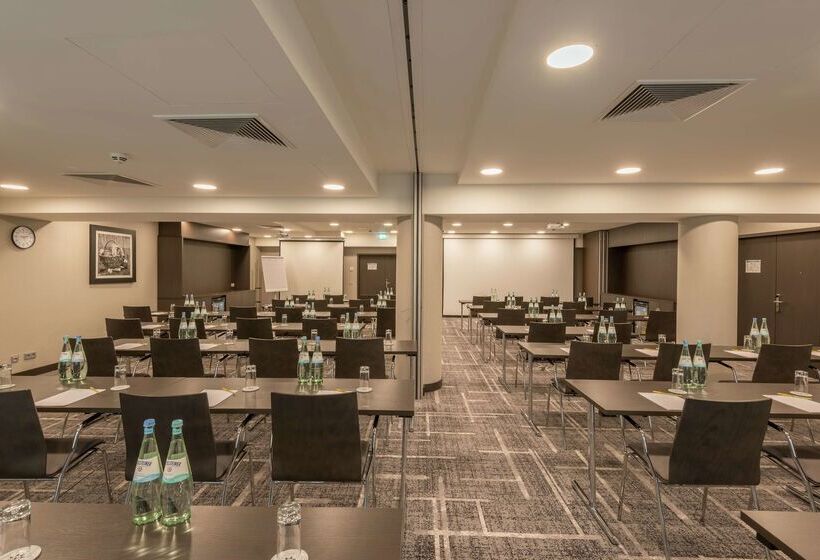 فندق Hilton Garden Inn Frankfurt City Centre