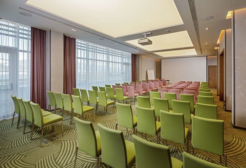 ホテル Hilton Garden Inn Novorossiysk