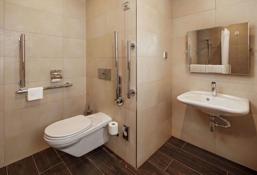 ホテル Hilton Garden Inn Novorossiysk