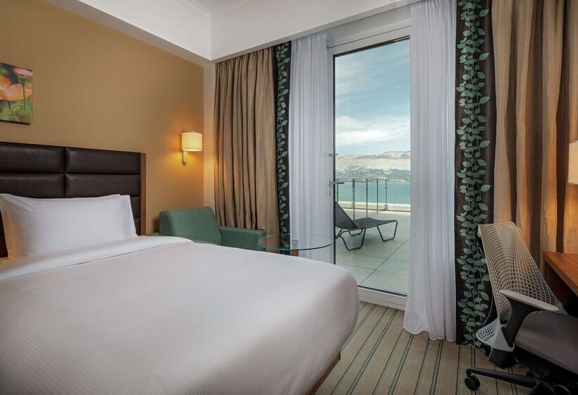 ホテル Hilton Garden Inn Novorossiysk