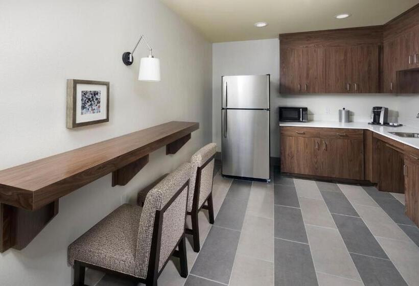 فندق Holiday Inn & Suites Arden   Asheville Airport, An Ihg