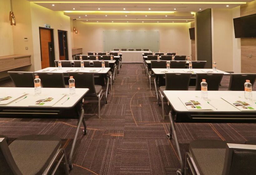 Отель Holiday Inn Chilpancingo, An Ihg