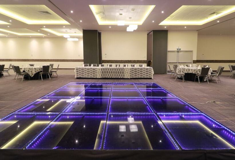 Отель Holiday Inn Chilpancingo, An Ihg