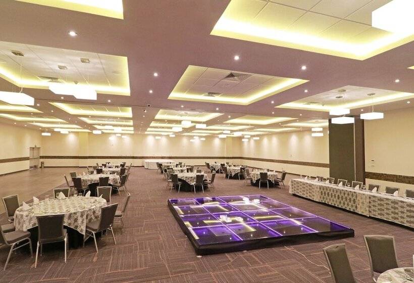 Отель Holiday Inn Chilpancingo, An Ihg