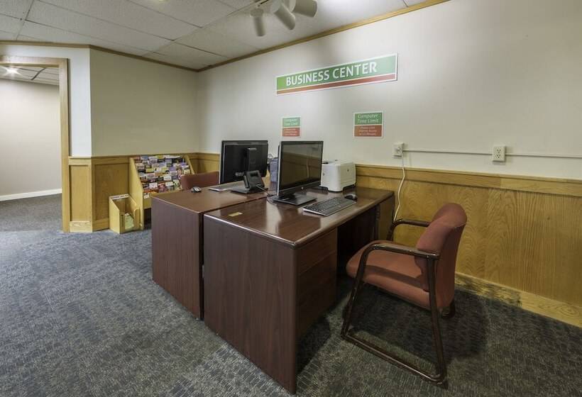 هتل Holiday Inn Club Vacations Oak N Spruce Resort In The Berkshires An Ihg