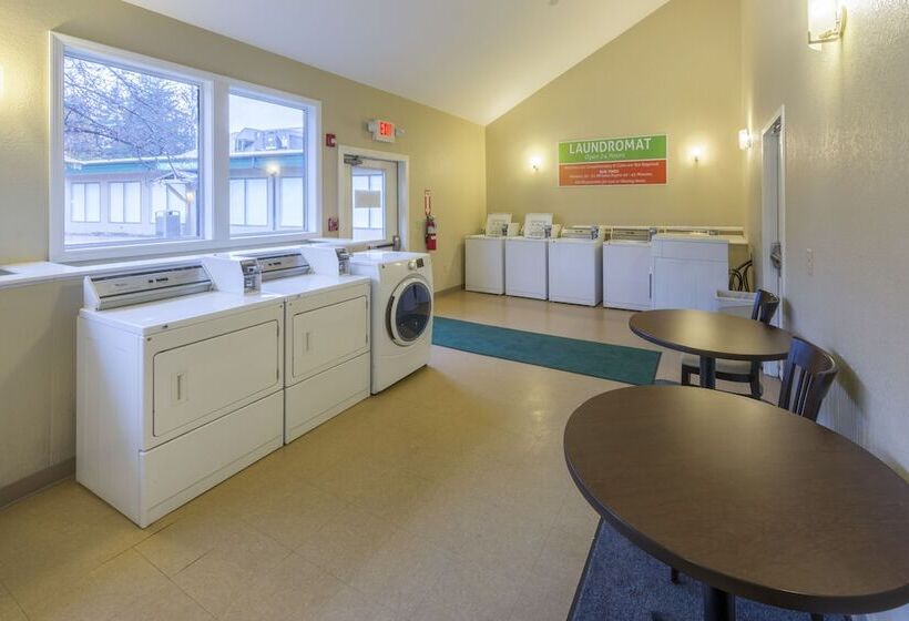 هتل Holiday Inn Club Vacations Oak N Spruce Resort In The Berkshires An Ihg