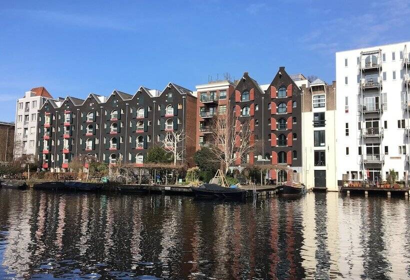 فندق Holiday Inn Express Amsterdam   City Hall, An Ihg