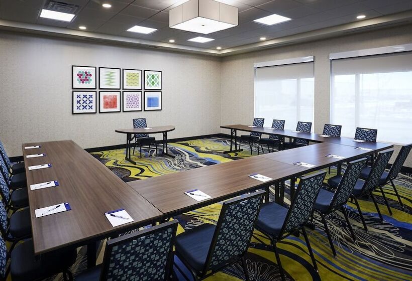 فندق Holiday Inn Express & Suites   Brantford, An Ihg