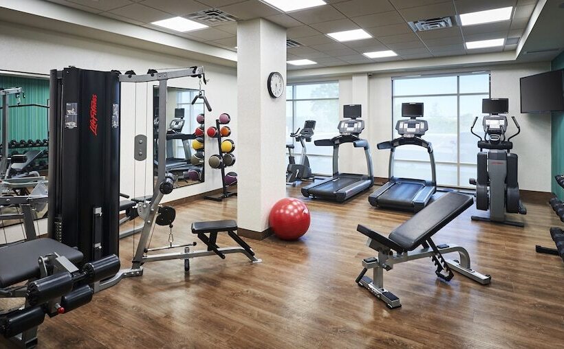 فندق Holiday Inn Express & Suites   Brantford, An Ihg