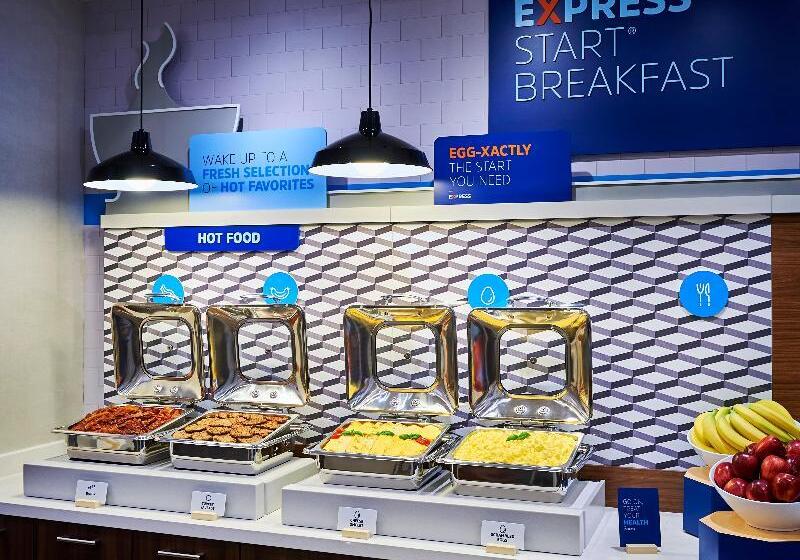 فندق Holiday Inn Express & Suites   Brantford, An Ihg