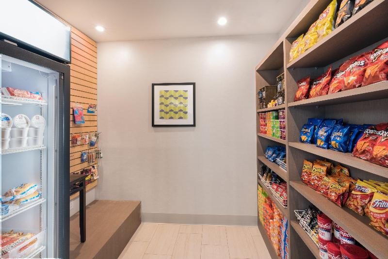 호텔 Holiday Inn Express & Suites Lake Havasu   London Bridge, An Ihg