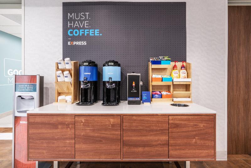 호텔 Holiday Inn Express & Suites Lake Havasu   London Bridge, An Ihg