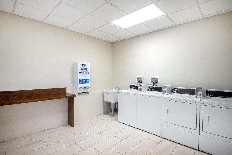 Отель Holiday Inn Express & Suites Punta Gorda, An Ihg