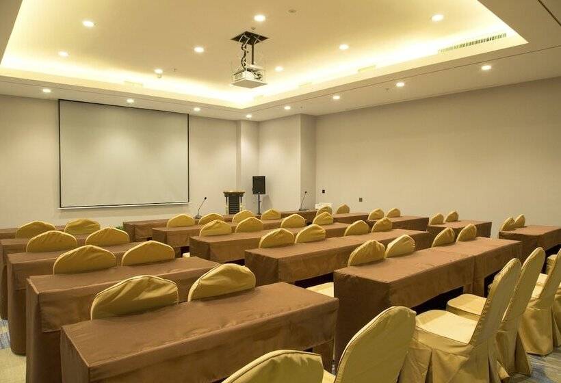 בית מלון כפרי Holiday Inn Express Anshan Downtown, An Ihg