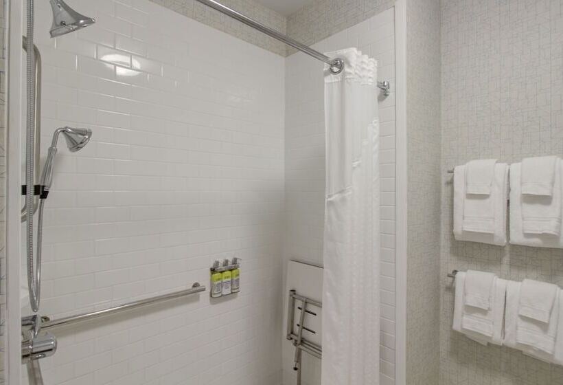 فندق Holiday Inn Express   Fort Walton Beach Central, An Ihg