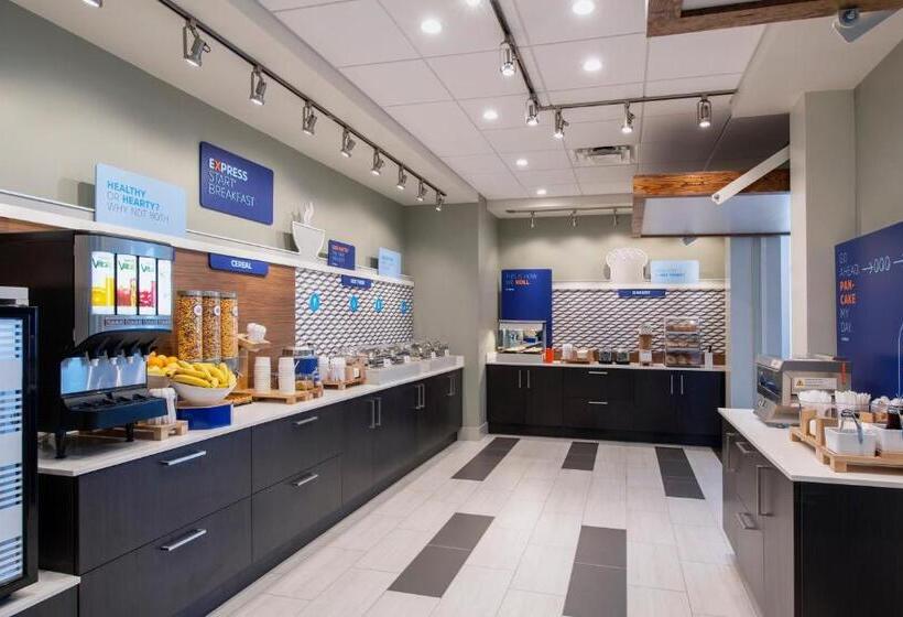 酒店 Holiday Inn Express & Suites Kelowna East, An Ihg