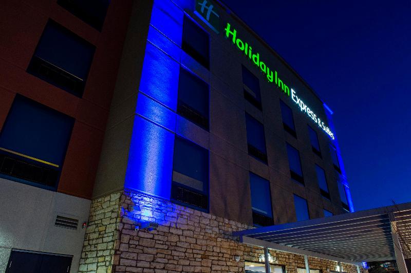 Отель Holiday Inn Express & Suites Colorado Springs Afa Northgate, An Ihg