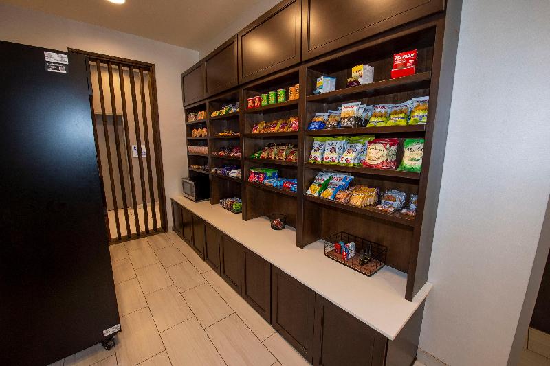 Отель Holiday Inn Express & Suites Colorado Springs Afa Northgate, An Ihg