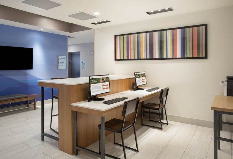 فندق Holiday Inn Express & Suites Sioux City North   Event Center, An Ihg