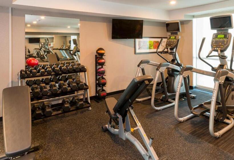 فندق Holiday Inn Lexington   Hamburg, An Ihg