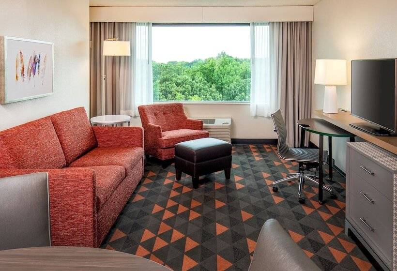 호텔 Holiday Inn Newport News Hampton By Ihg