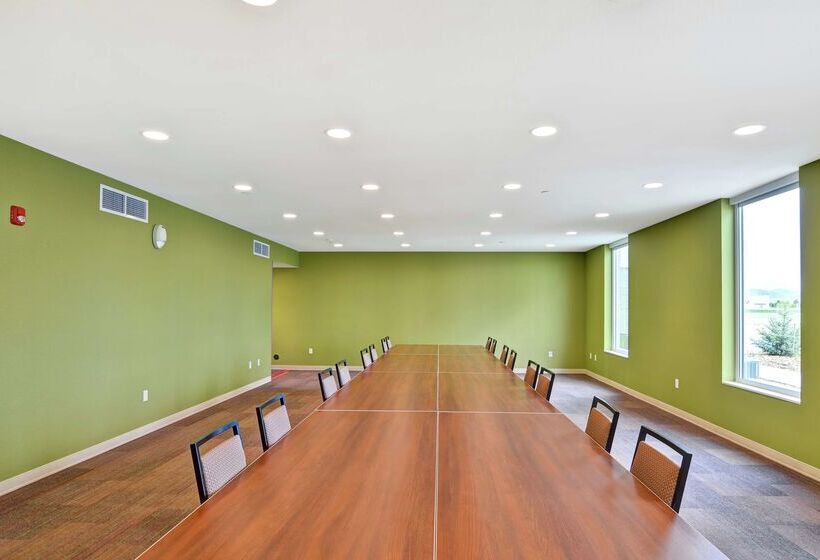 هتل Home2 Suites By Hilton Helena