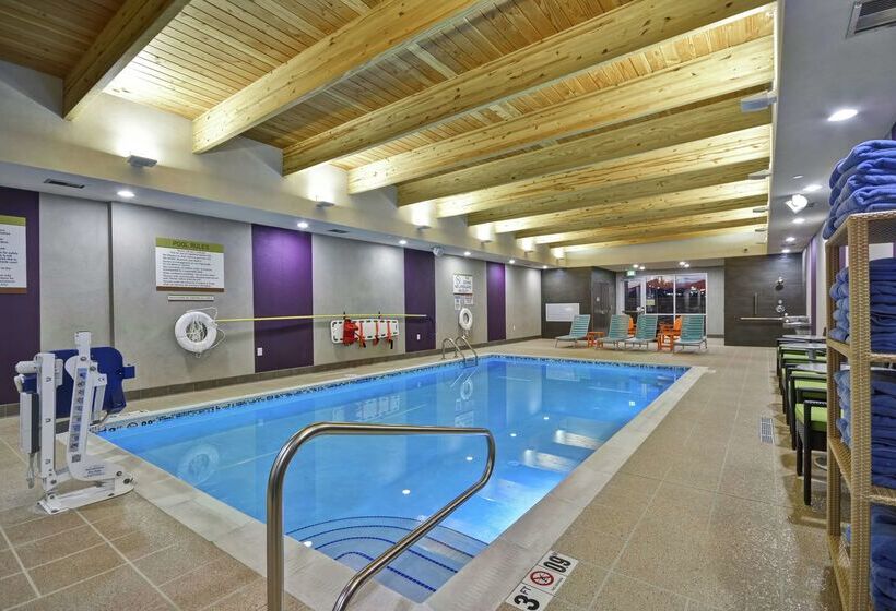 בית מלון כפרי Home2 Suites By Hilton Stow