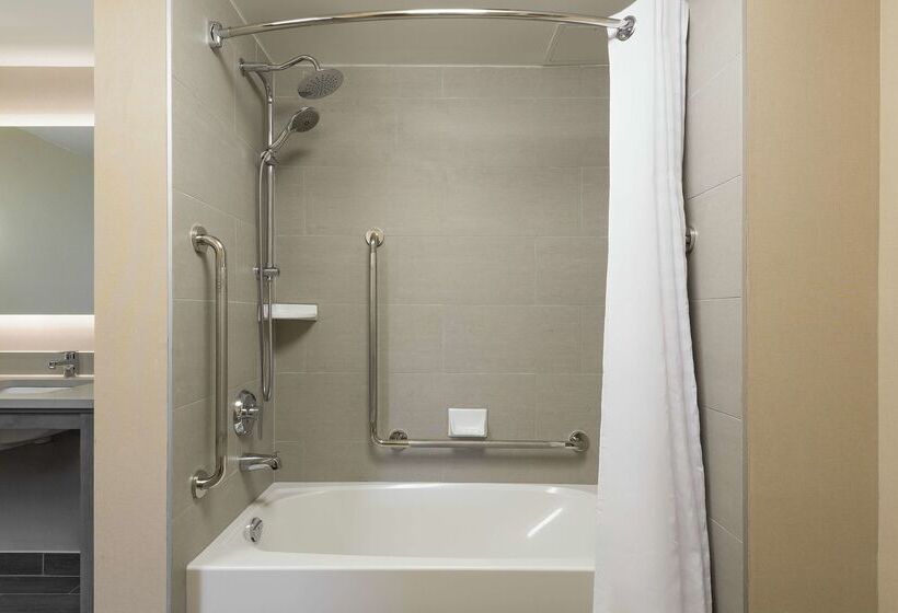 酒店 Homewood Suites By Hilton Ottawa Airport