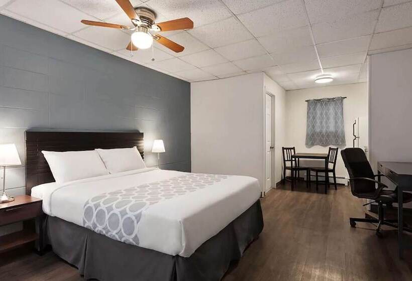 فندق Howard Johnson By Wyndham Grande Prairie