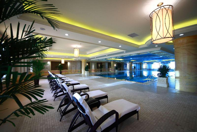 酒店 Howard Johnson Domando Plaza Wulanchabu