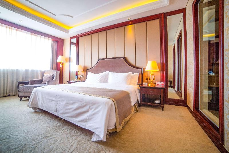 酒店 Howard Johnson Domando Plaza Wulanchabu