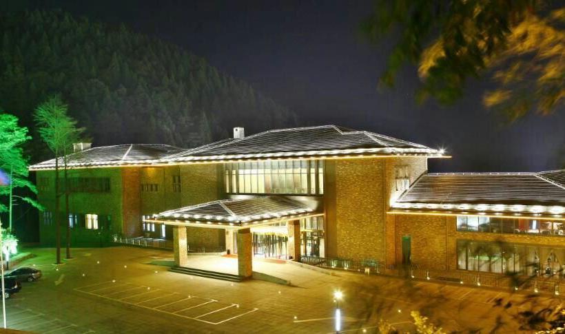 فندق Howard Johnson Huaihai Resort Lushan